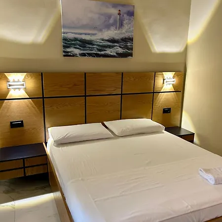 Shehu Apartament Zverneci