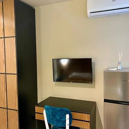Shehu Apartament Zverneci